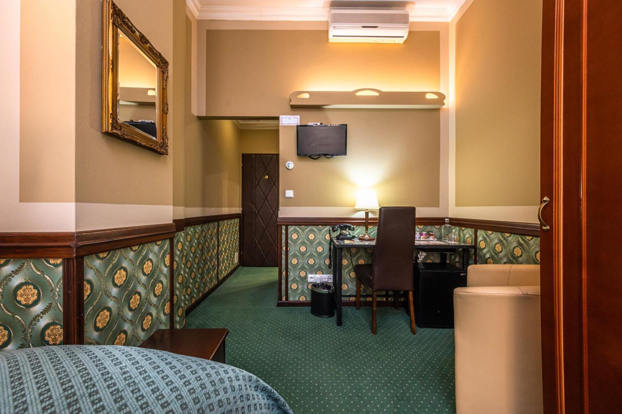 Hotel Hastal Prague Old Town Esterno foto