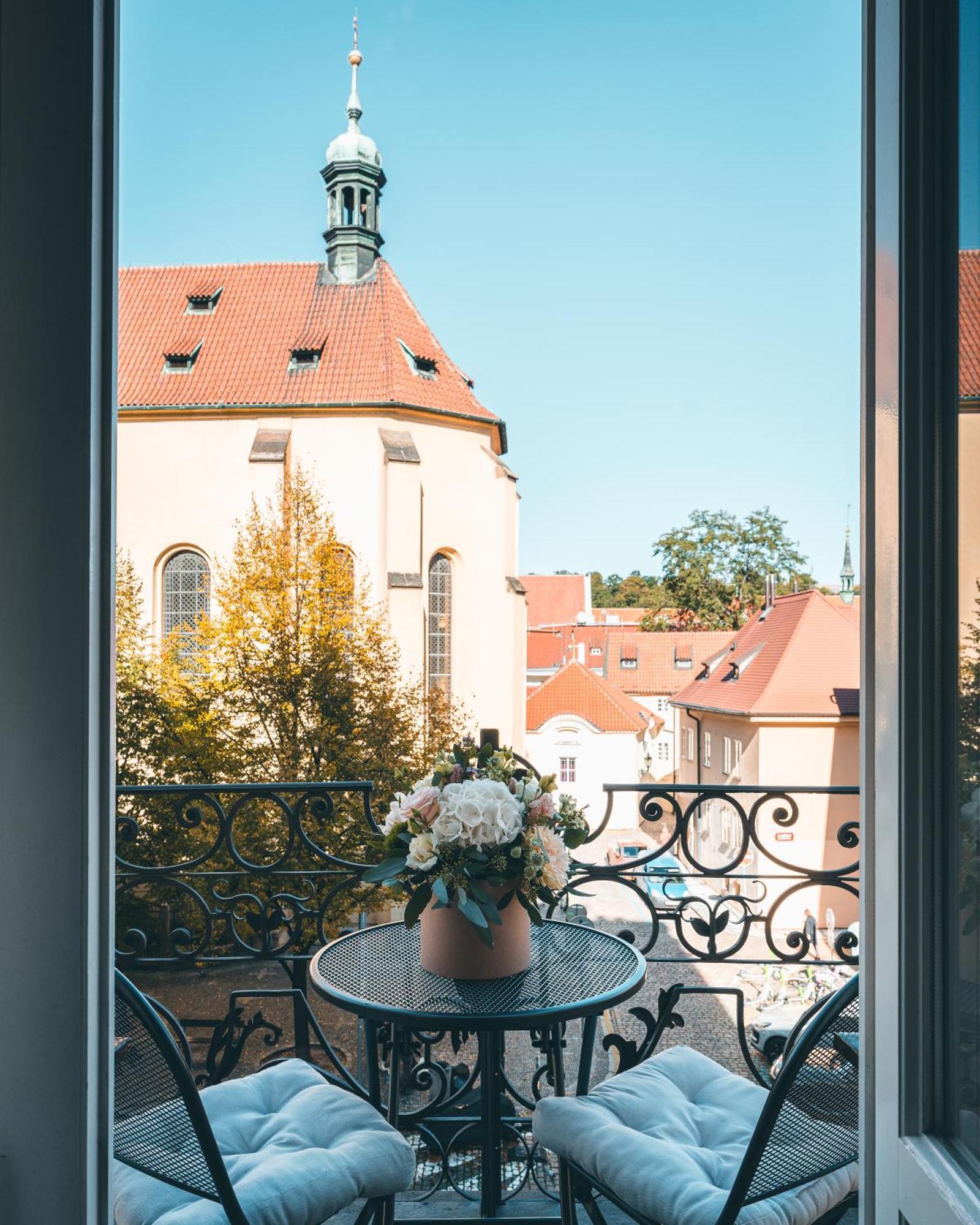 Hotel Hastal Prague Old Town Esterno foto
