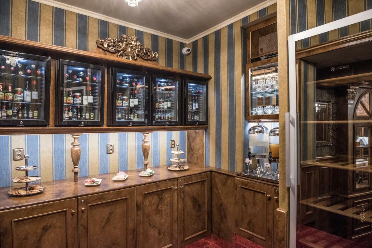 Hotel Hastal Prague Old Town Esterno foto